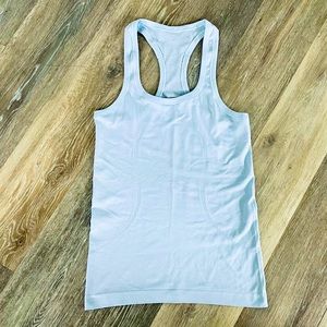 Lululemon Swiftly tech racer back Tank size 4